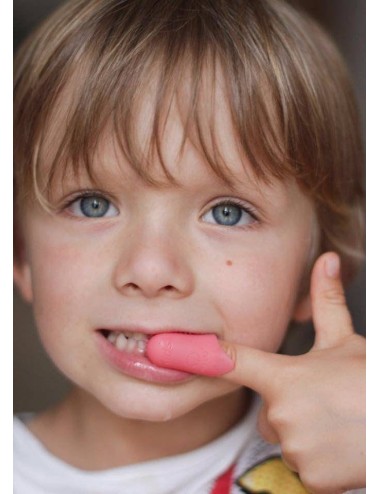 IKO KIDS Natural szczoteczka na palec truskawka